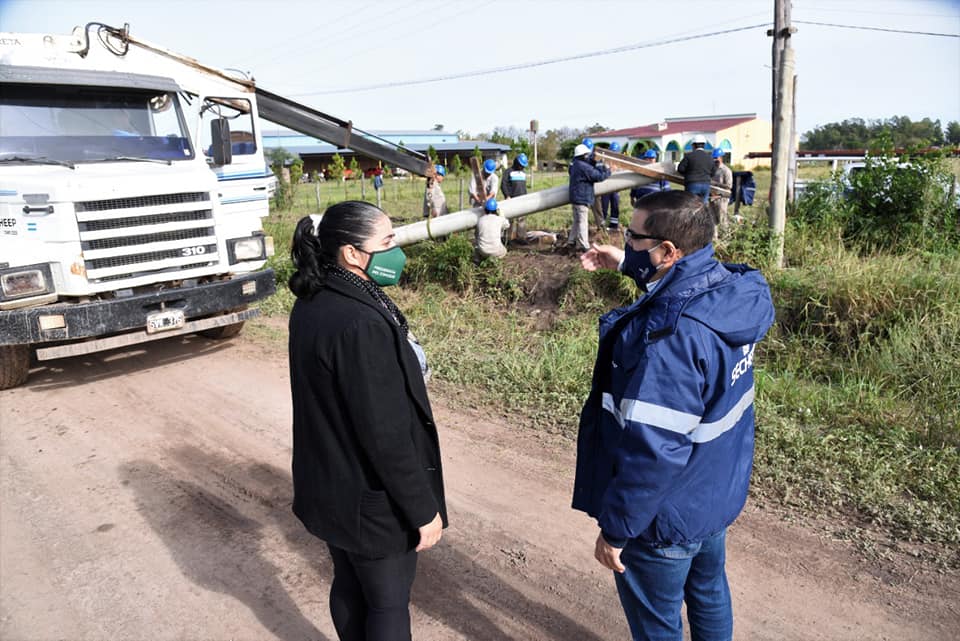 TRABAJOS EN RED RURAL DE COLONIA AMADEO Y ZONAS ALEDAÑAS