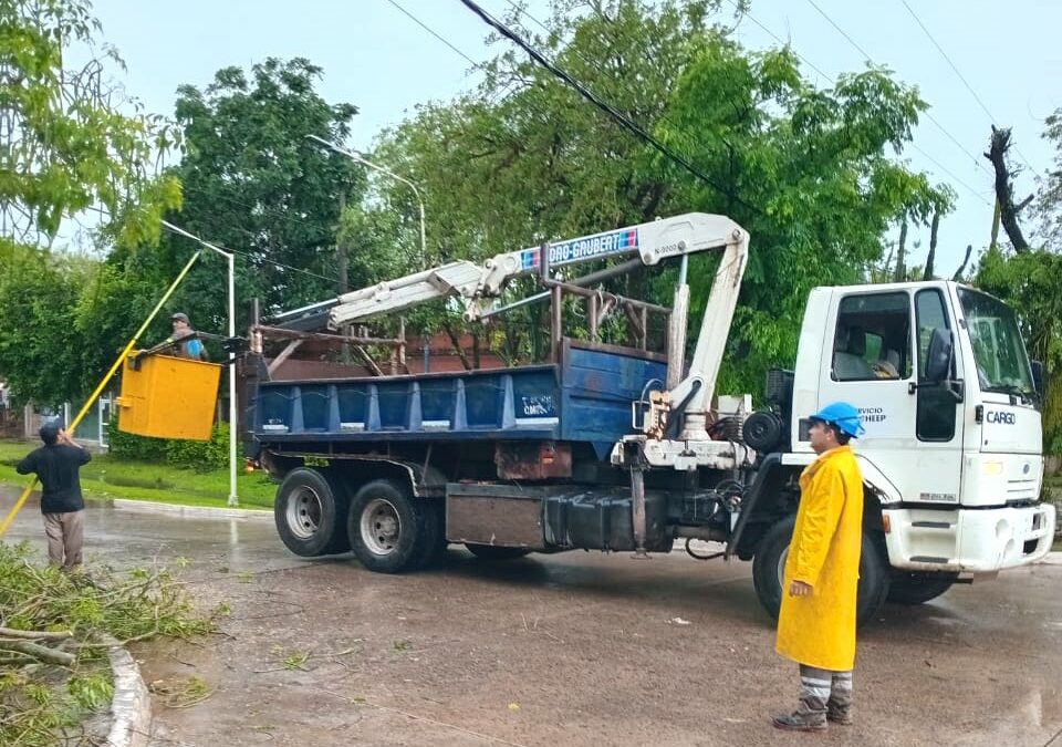 Intenso trabajo de Secheep para restablecer el servicio afectado por la tormenta